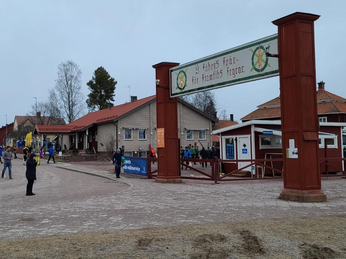 Vasaloppsmalet - Hostel Mora - Malkullans Vandrarhem Exterior foto